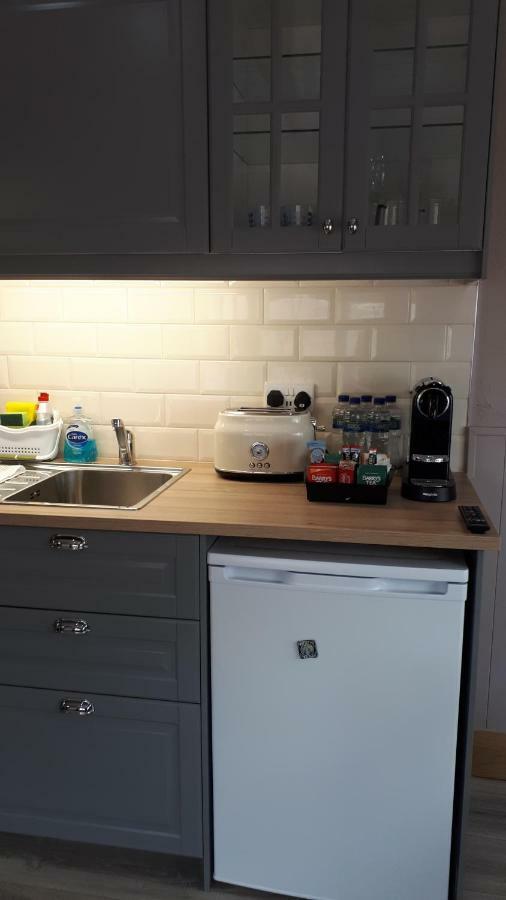 Suzies Self Catering Belmont Apartment Belmont  Екстериор снимка